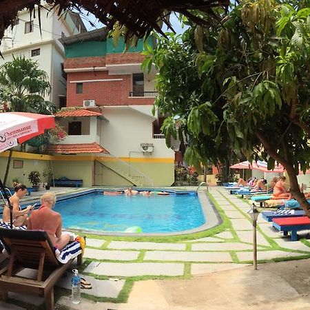 Hotel Thushara Kovalam Bagian luar foto