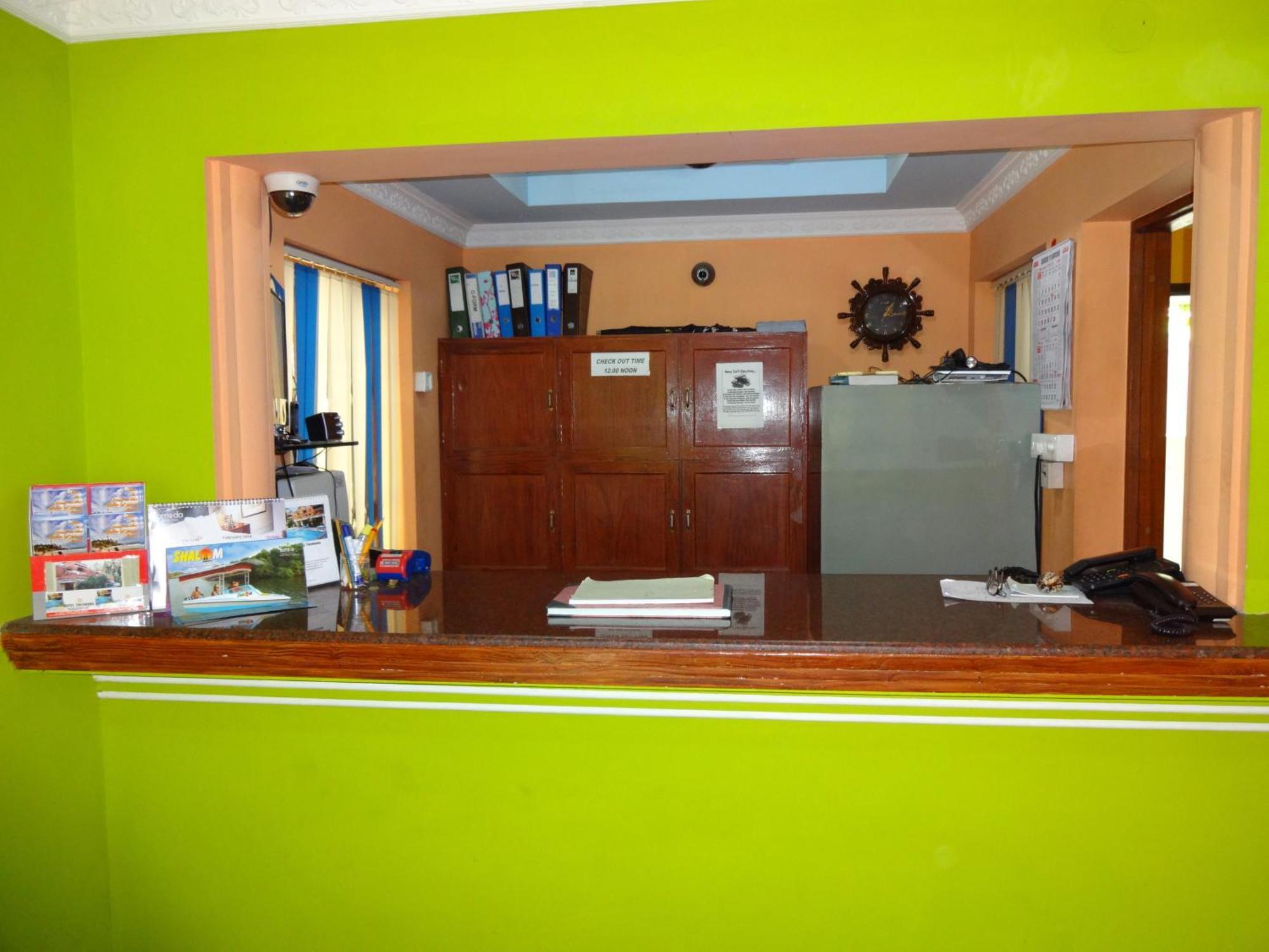 Hotel Thushara Kovalam Bagian luar foto