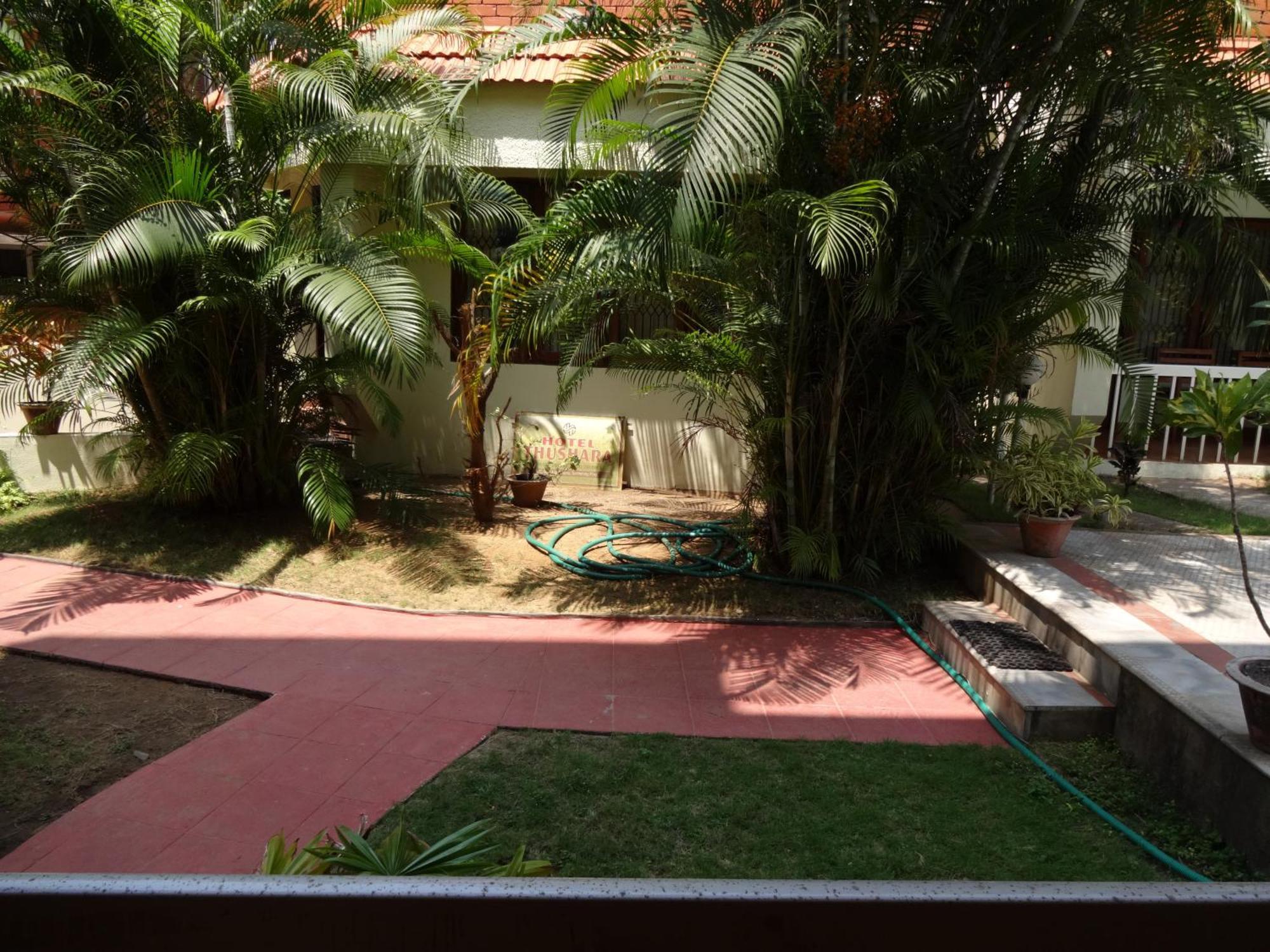 Hotel Thushara Kovalam Bagian luar foto