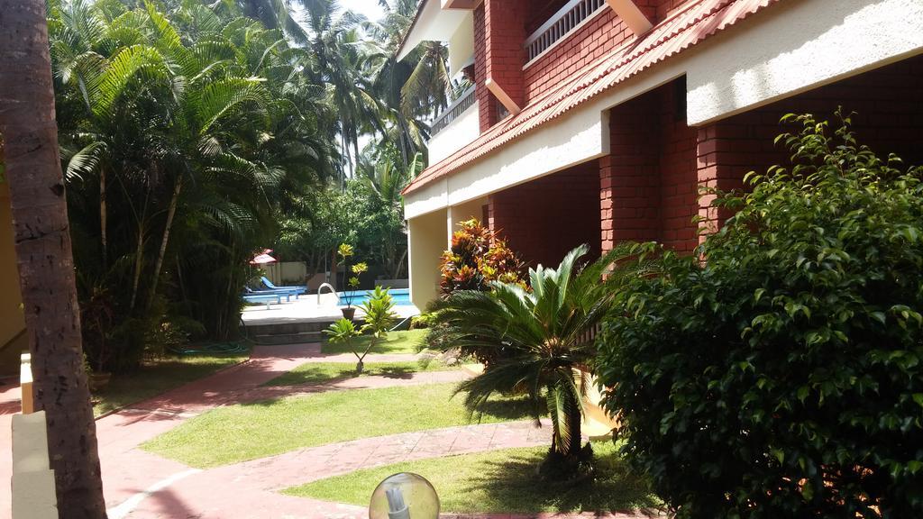 Hotel Thushara Kovalam Bagian luar foto
