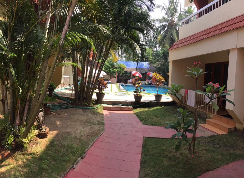 Hotel Thushara Kovalam Bagian luar foto