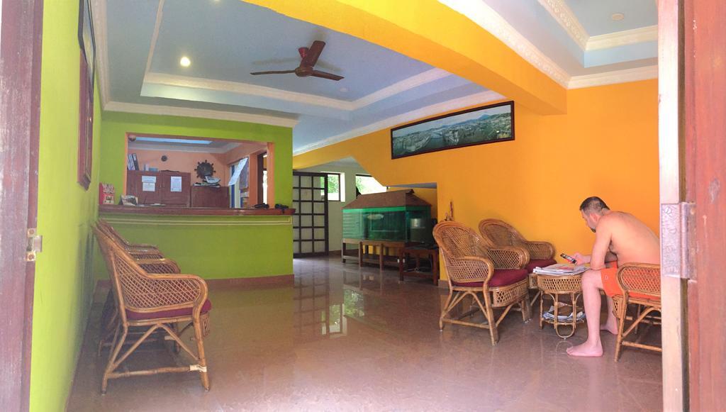 Hotel Thushara Kovalam Bagian luar foto