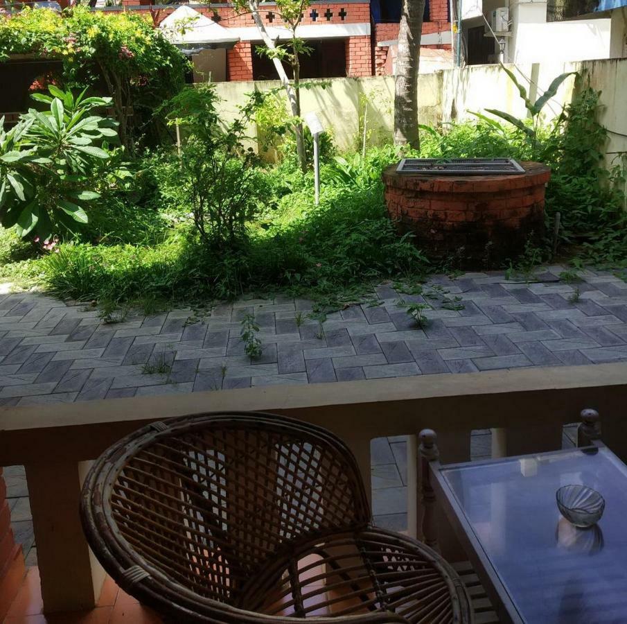 Hotel Thushara Kovalam Bagian luar foto